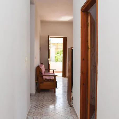 شقة Three-bedroom In *