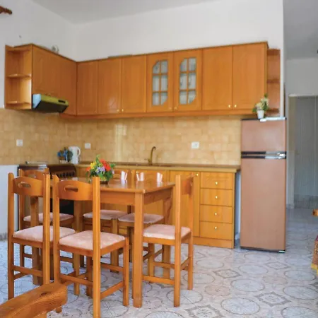 شقة Three-bedroom In *